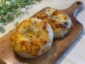 5種類のたっぷりチーズのフォカッチャ